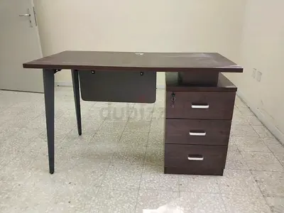 Brand new office table available