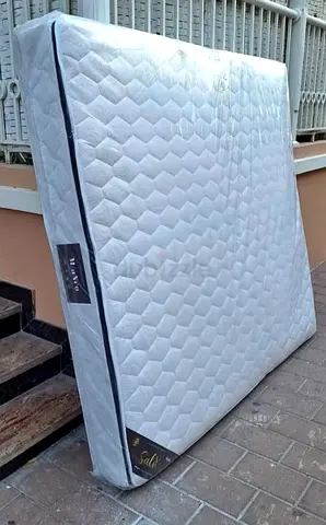 180x200cm Top pillow mattress. Same day delivery available