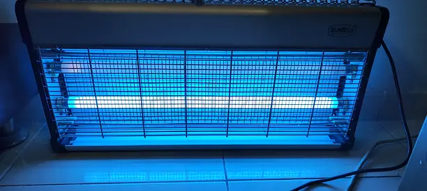 Electric Bug Zapper / Insect Killer Lamp - Working Condition