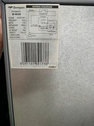 Bompani BR-146 Silver Compact Refrigerator