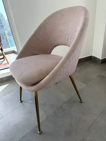 4 x Modern Curved Accent Chair with Brass Legs - Light Pink