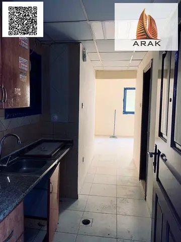 للإيجار السنوي استوديو مميز في شارع الكويت بمنطقة النعيمية 2، موقع حيوي قريب من جميع الخدمات والمرافق الأساسية، مناسب للأفراد الباحثين عن سكن عملي واق