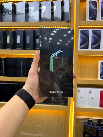 Samsung Galaxy Z Flip 6 256 GB Brand New
