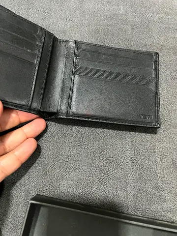 Original Tumi Wallet used for 2 to 3 times