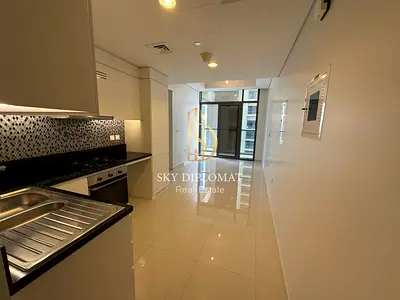 Canal View l Vacant | Prime Location