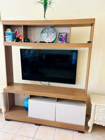 TV Cabinet  Shelf in Excellent condition