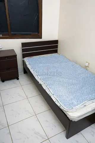 Executive Bedspace Available – Spacious, Neat  Well Maintained