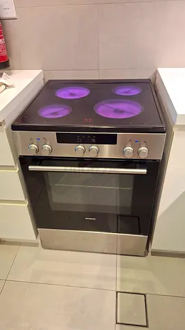 Siemens top electric cooker 60x60 cm latest model neat and clean good condition