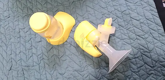 Electric Breast Pump with Spare Bottle and $%!#$ (Yellow) — Light Use