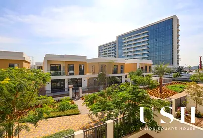 Elegant 3BR Townhouse | For Sale | Exclusive