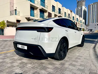 Y Premium Long Range Dual Motor/ GCC Spec/ Direct from owner/ One owner/ Agency Tesla warranty