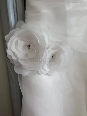 White Augusta Jones Wedding Dress with Floral Appliqué - never used