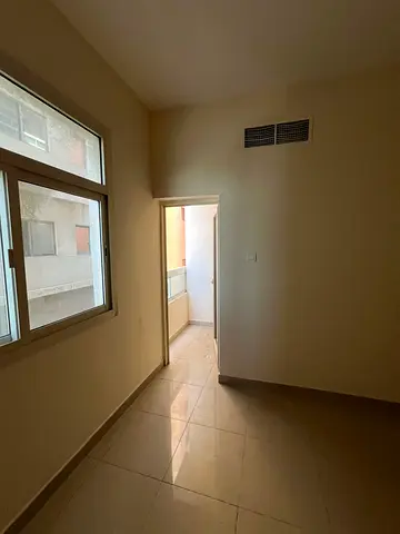 نحن اكثر من مجرد خدمه لانك تستاهل الافضل  في قلب المدينة، قريب من كل ما تحتاجه". "سكن مهيأ يجمع بين الراحة والخدمات". "استمتع بأسعد الأحياء السكنية".