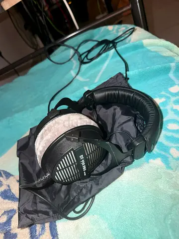 Beyerdynamic DT 990 Pro Over-Ear Studio Headphones - Good Condition