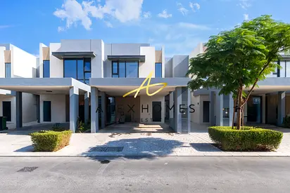 VACANT | READY TO MOVE IN | SINGLE ROW