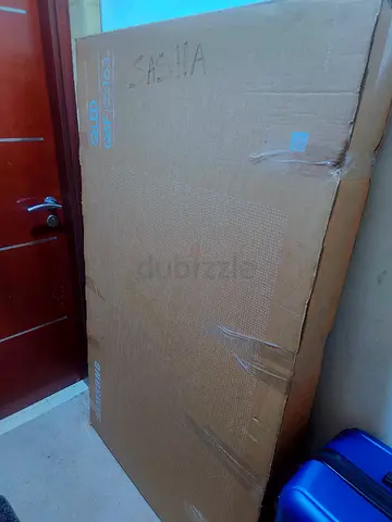 65 Inch Crystal UHD TV, U8000F, 4K, Crystal Processor 4K, MetalStream Design, Knox Security, Endless