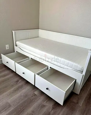 IKEA Hamnes daybed with 3 big storage drawers and 2 IKEA mattresses.