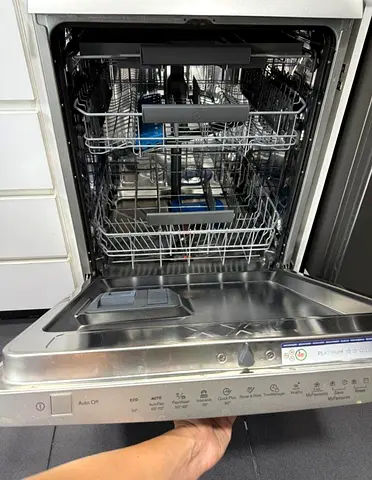 Selling Electrolux 15 Place Settings Three Rack Dishwasher