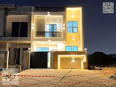 فيلا طابقين وروف بسعر شامل رسوم التسجيل والتمليك على الشارع الرئيسي جاهزة للسكن في أرقي مناطق عجمان تملك حر لجميع الجنسيات بدون دفعة مقدمة. .