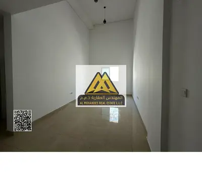 شقة غرفة وصالة في الروضة 3 عجمان، طابق أرضي ومساحة كبيرة، تكييف مركزي، موقع مميز قريب شارع الشيخ عمار وشارع الخرطوم، الإيجار 29 ألف، 6 دفعات