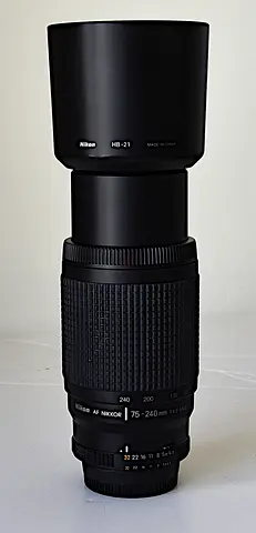 Nikon AF Nikkor 75-240mm f/4.5-6.3 Telephoto Zoom Lens with Hood