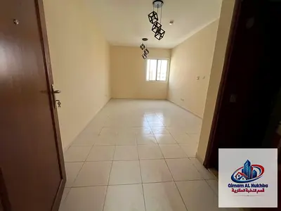 شقة غرفة وصالة للإيجار في الشويهيين الشارقة موقع مميز تصميم عملي مناسب للسكن قريب من الخدمات مع الدفع على 4 أو 6 دفعات