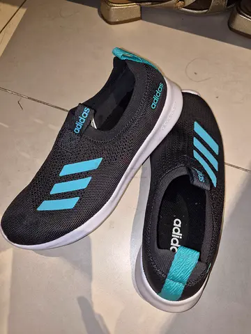 Adidas size 36.5
