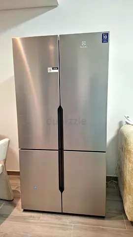 Electrolux 4 door fridge freezer latest model neat and clean good condition same like new condition