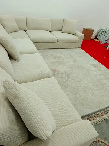 Great condition feather 🪶 filled oc home corner sofa