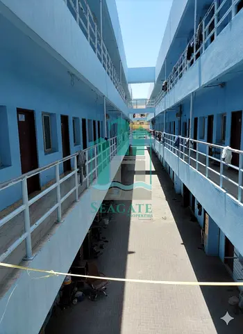 Labour accommodation with additional plot