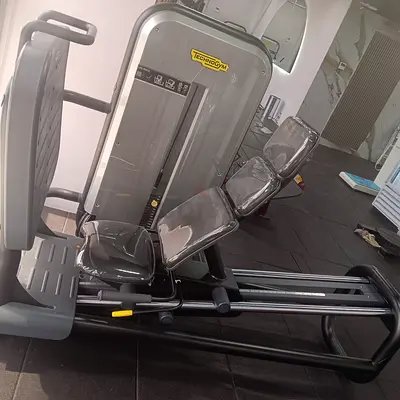 Technogym Seated Leg Press Machine — Good Condition