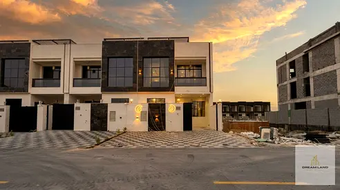 5BR Townhouse Al Helio 1 | Luxury & Modern