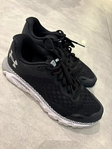 Under Armour Mens Black Running Shoes - Size UK 5, Light Use
