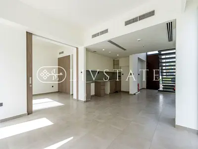 Modern 4BR Townhouse + Maid’s | Corner Unit
