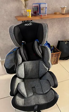 Joie Car seat and free Moon car seat
