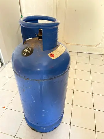 Blue LPG Gas Cylinder - 25 kg (Used)