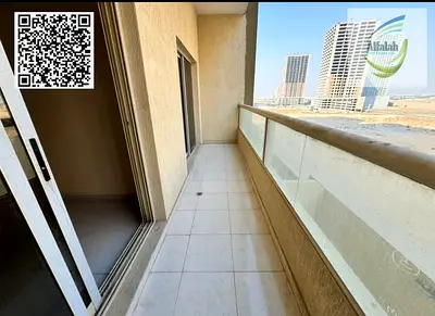 Modern 1BHK Apartment | 881 Sq ft | 2 Bathrooms | Pool & Gym | Goldcrest Tower B