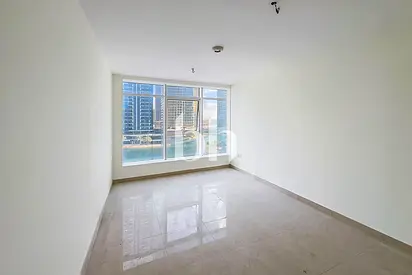 Full Lake View | Mid floor | Spacious