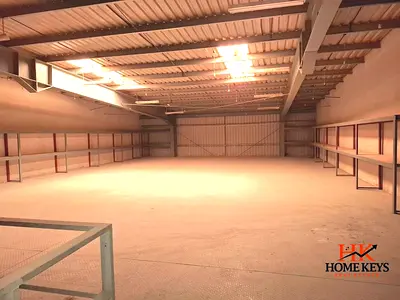 مستودع للإيجار | 5330 قدم مربع | طابق ميزانين | كهرباء 3 فاز | دخول 24/7