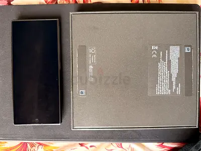 Samsung Fold 7 black with samsung care plus till July 2027.