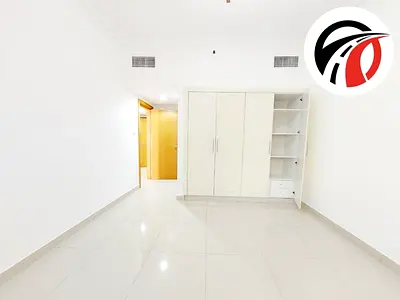 SPACIOUS 2BHK FAMILY BUILDING 6 CHEQUE FREE PARKING