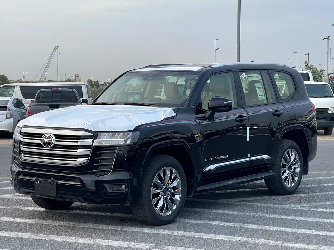 Toyota Land Cruiser 2026 — photo 1 of 20