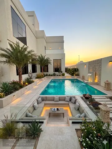 Grand Villa Living | Al Warqa Third | Massive Plot (~8,230 sq. ft.)