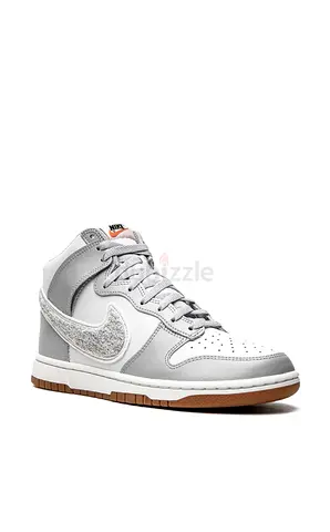 Used Nike Dunk High Chenille -light smoke(in White/Grey)— Size US (12)