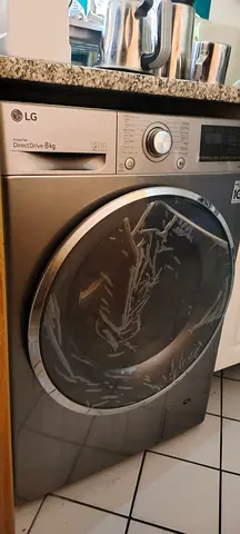 LG Front Load Washing Machine 8KG – Excellent Condition”