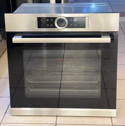 Bosch Series 8 built-in oven with a stainless steel