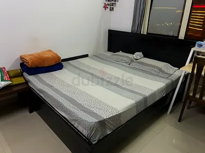 Standard king size bed and mattress