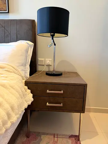 Bedside table +lamp