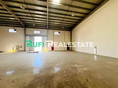 Warehouse For Rent in Umm Al Quwain