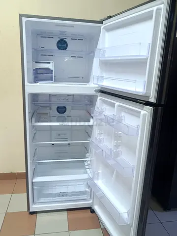 Samsung Top Mount Refrigerator 650 Litres Color: Brown Twin Cooling Plus | Digital Invertor Compress